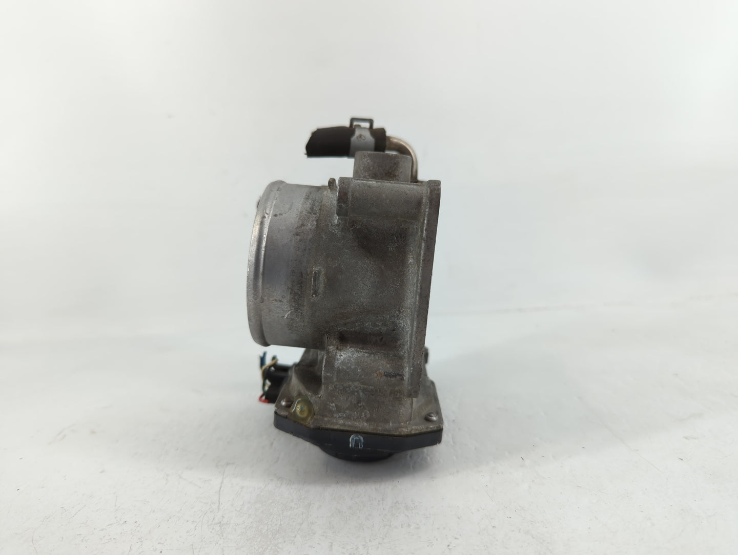 2014-2020 Nissan Rogue Throttle Body P/N:3TA60-01 A Fits Fits 2013 2014 2015 2016 2017 2018 2019 2020 OEM Used Auto Parts - 