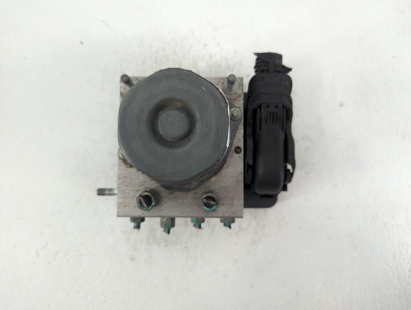 2015-2016 Nissan Rogue ABS Pump Control Module Replacement P/N:47600 5HA1A Fits Fits 2015 2016 OEM Used Auto Parts - Oemused