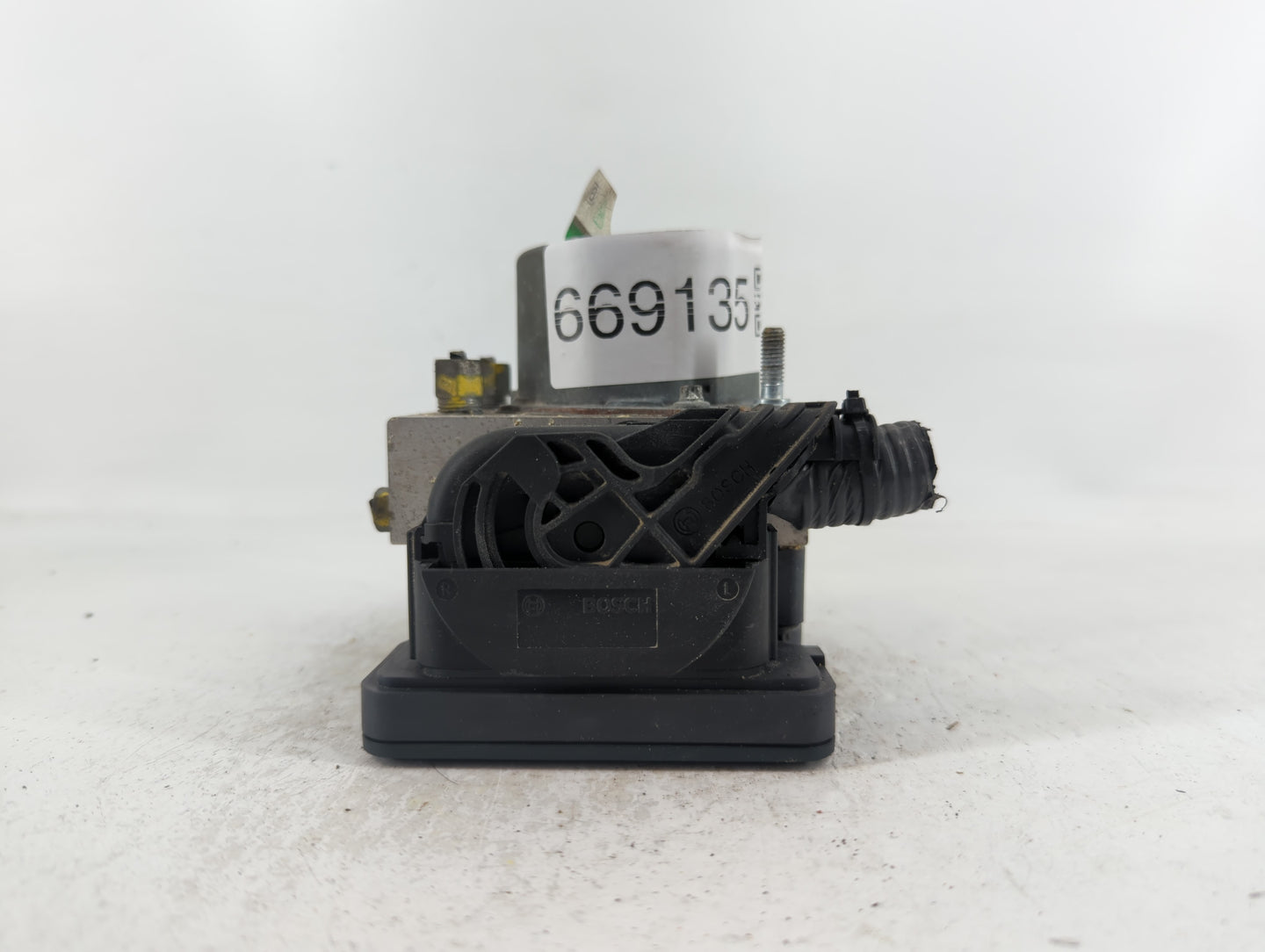 2016 Nissan Rogue ABS Pump Control Module Replacement P/N:47660 9TB0C Fits OEM Used Auto Parts - Oemusedautoparts1.com