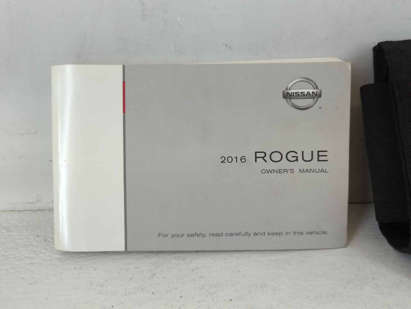 2016 Nissan Rogue Owners Manual Book Guide P/N:OM16EA OT32U1 OEM Used Auto Parts - Oemusedautoparts1.com