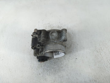 2014-2020 Nissan Rogue Throttle Body P/N:5I24 02211 3TA60-01 A Fits Fits 2013 2014 2015 2016 2017 2018 2019 2020 OEM Used Auto Parts