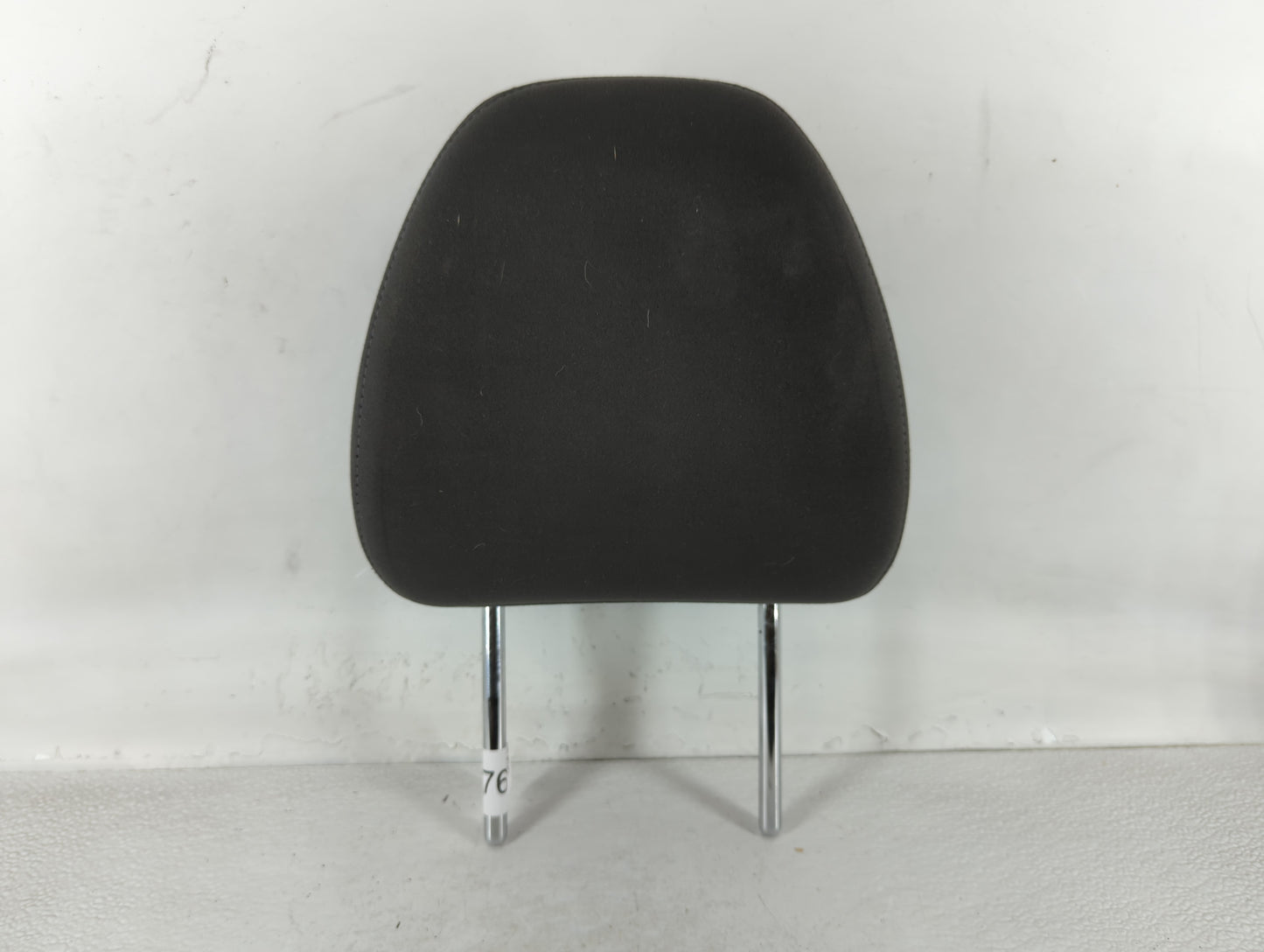 2016 Nissan Rogue Headrest Head Rest Front Driver Passenger Seat Black - Oemusedautoparts1.com