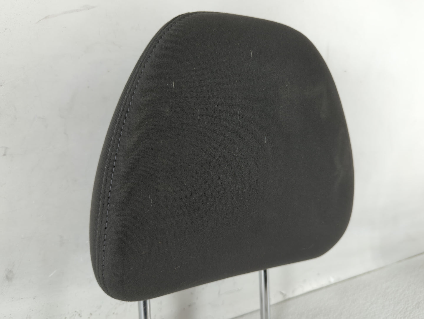 2016 Nissan Rogue Headrest Head Rest Front Driver Passenger Seat Black - Oemusedautoparts1.com