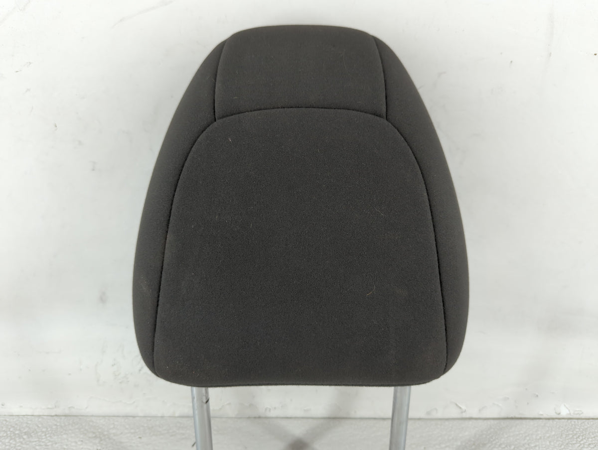 2016 Nissan Rogue Headrest Head Rest Rear Center Seat Black - Oemusedautoparts1.com