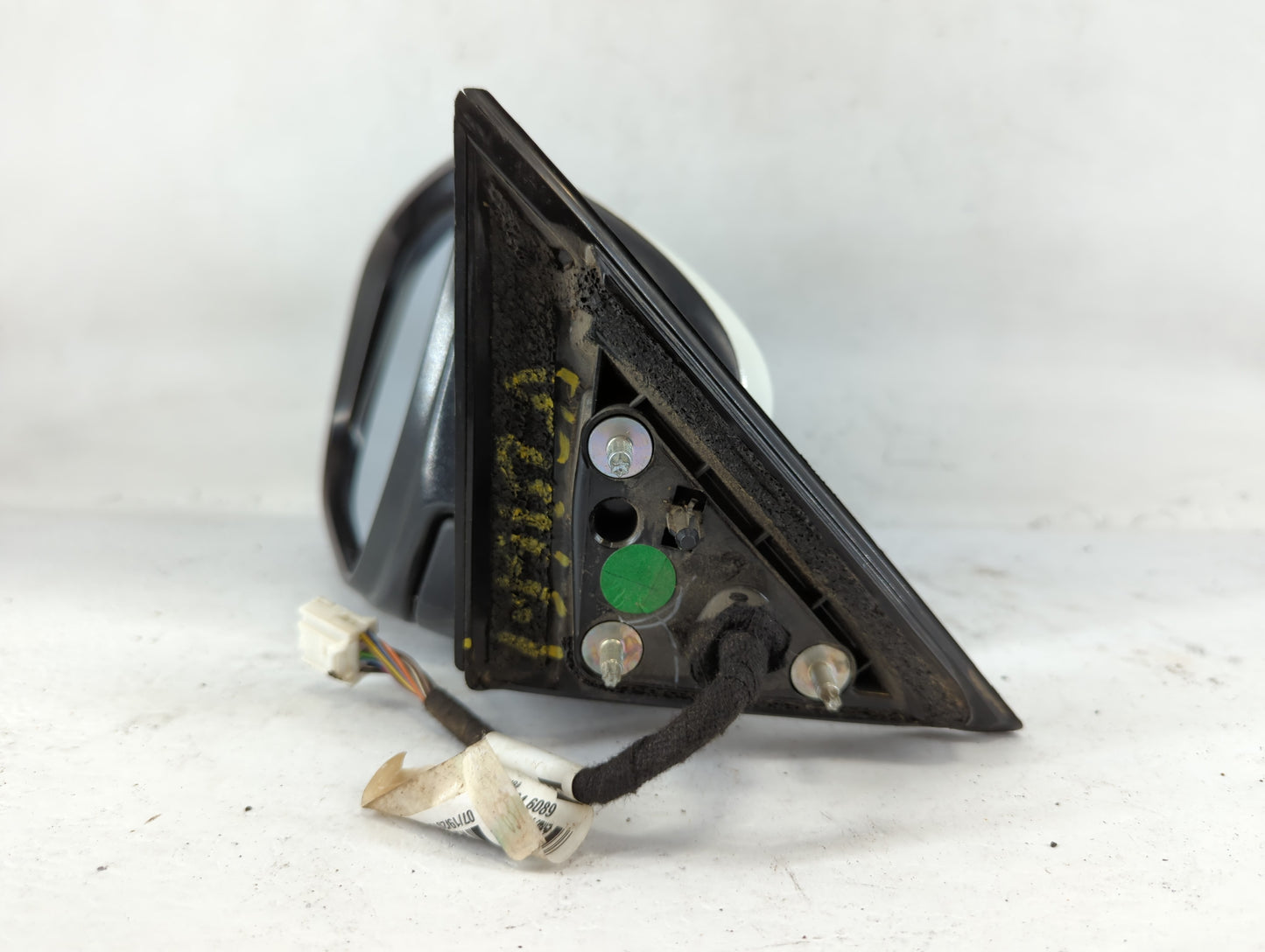 2016 Nissan Rogue Driver Side View Mirror - Left Door Mirror OEM Used - Oemusedautoparts1.com