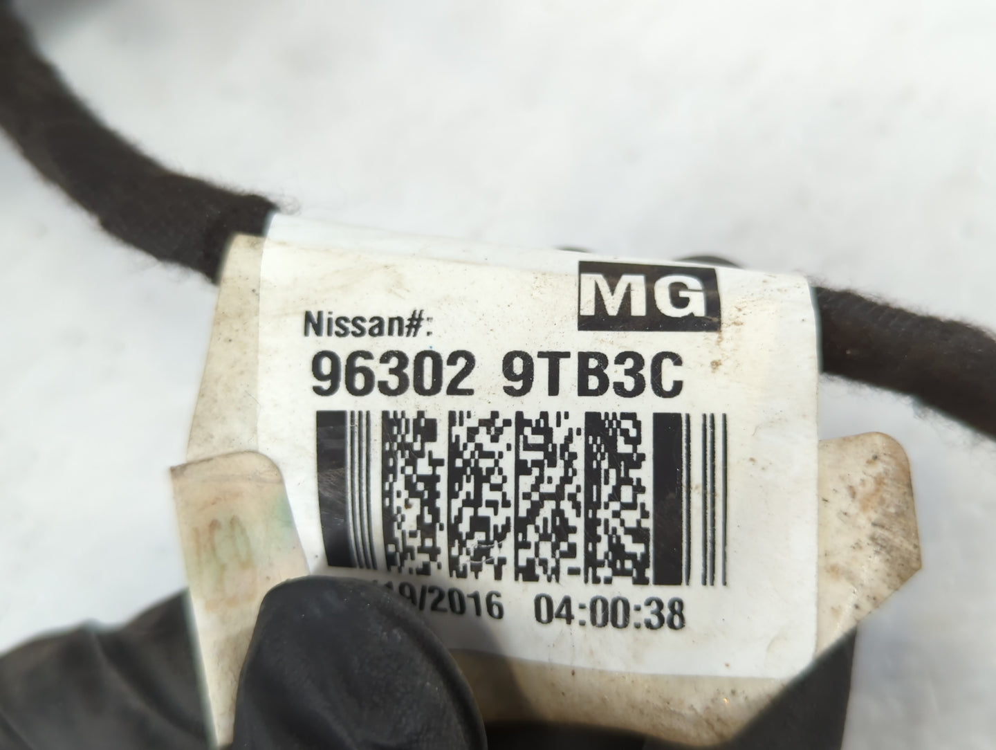 2016 Nissan Rogue Driver Side View Mirror - Left Door Mirror OEM Used - Oemusedautoparts1.com