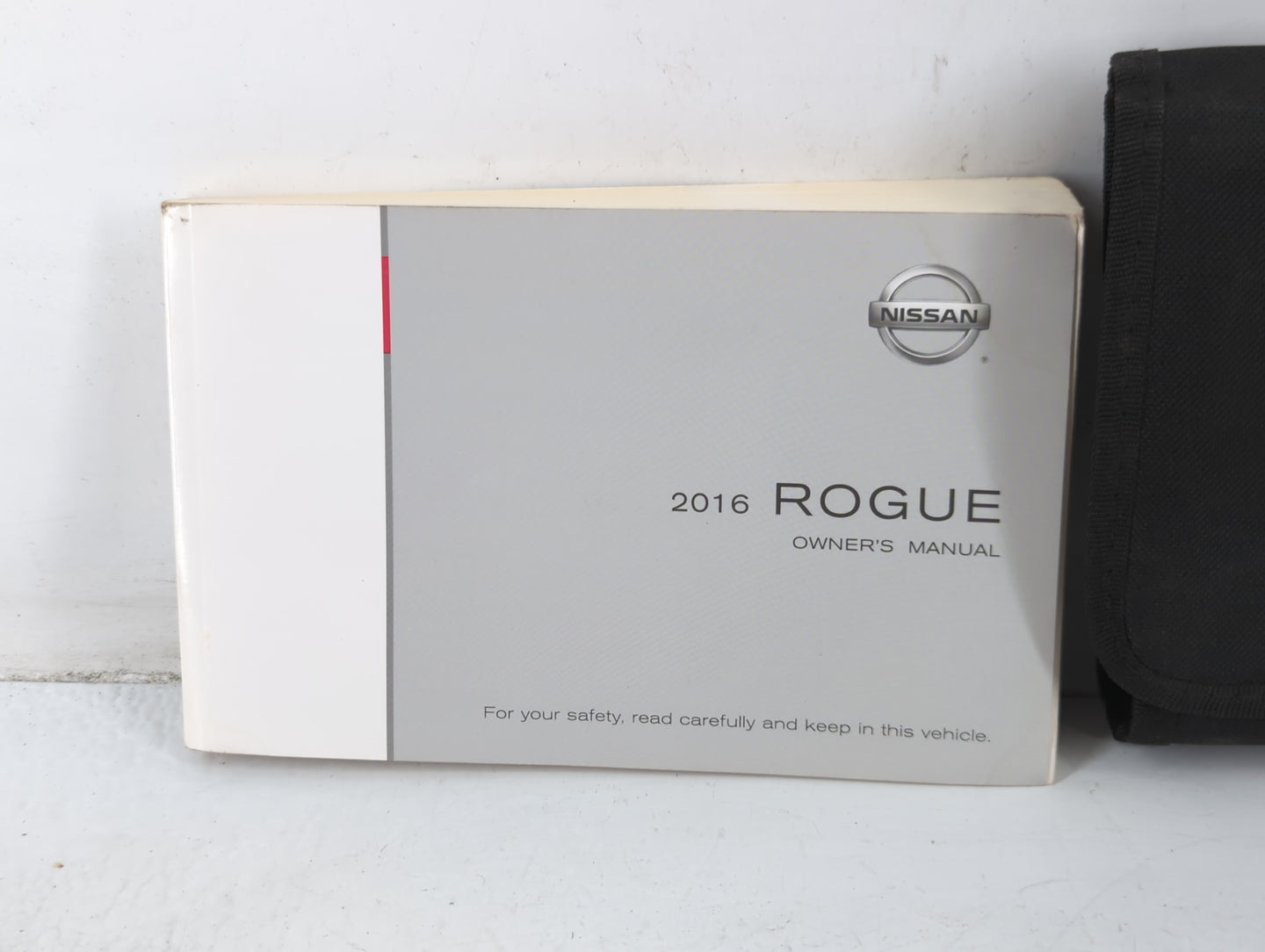 2016 Nissan Rogue Owners Manual Book Guide P/N:T00UM-JM03D OEM Used Auto Parts - Oemusedautoparts1.com