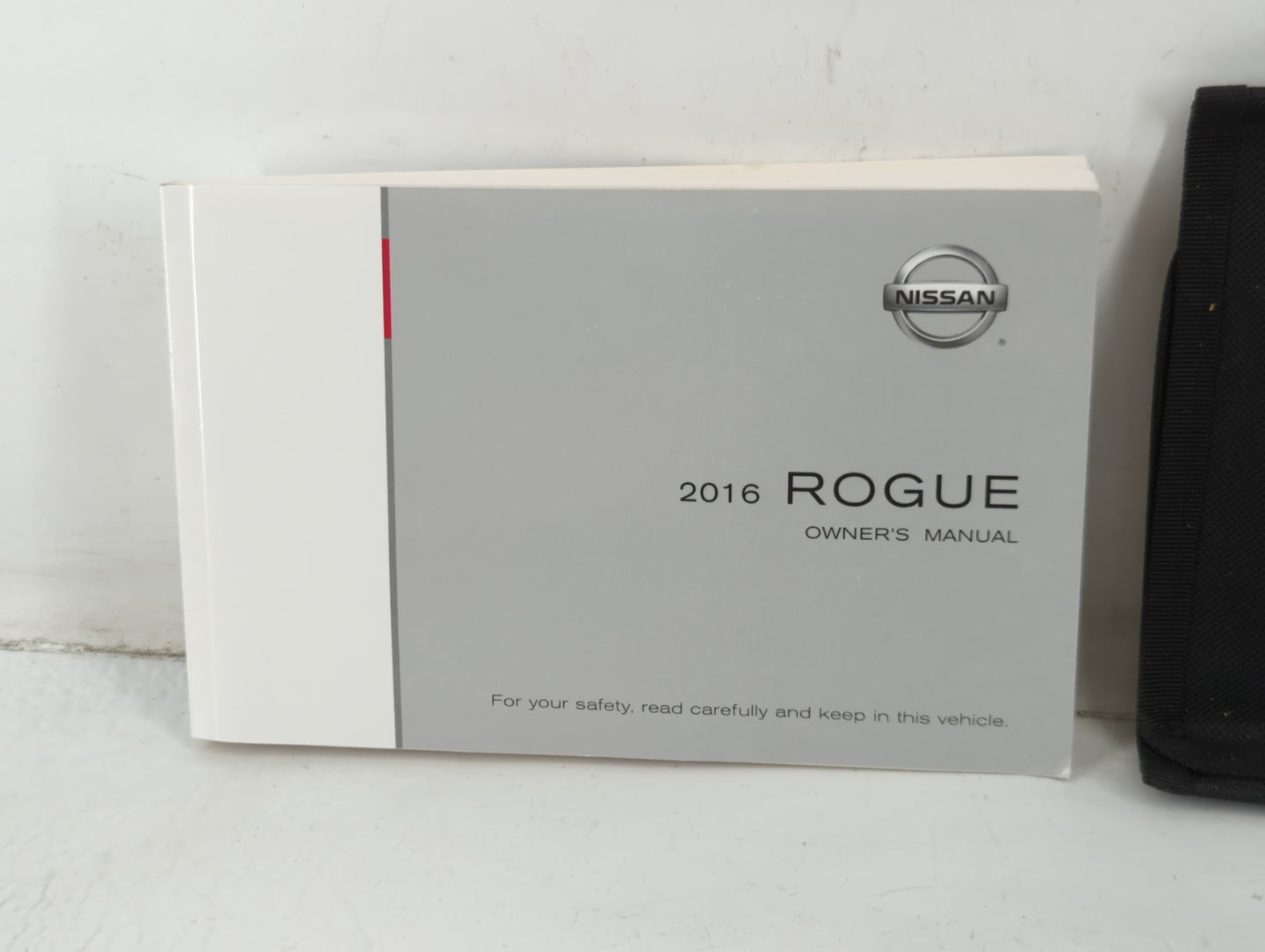 2016 Nissan Rogue Owners Manual Book Guide P/N:T00UM-JM03D OEM Used Auto Parts - Oemusedautoparts1.com