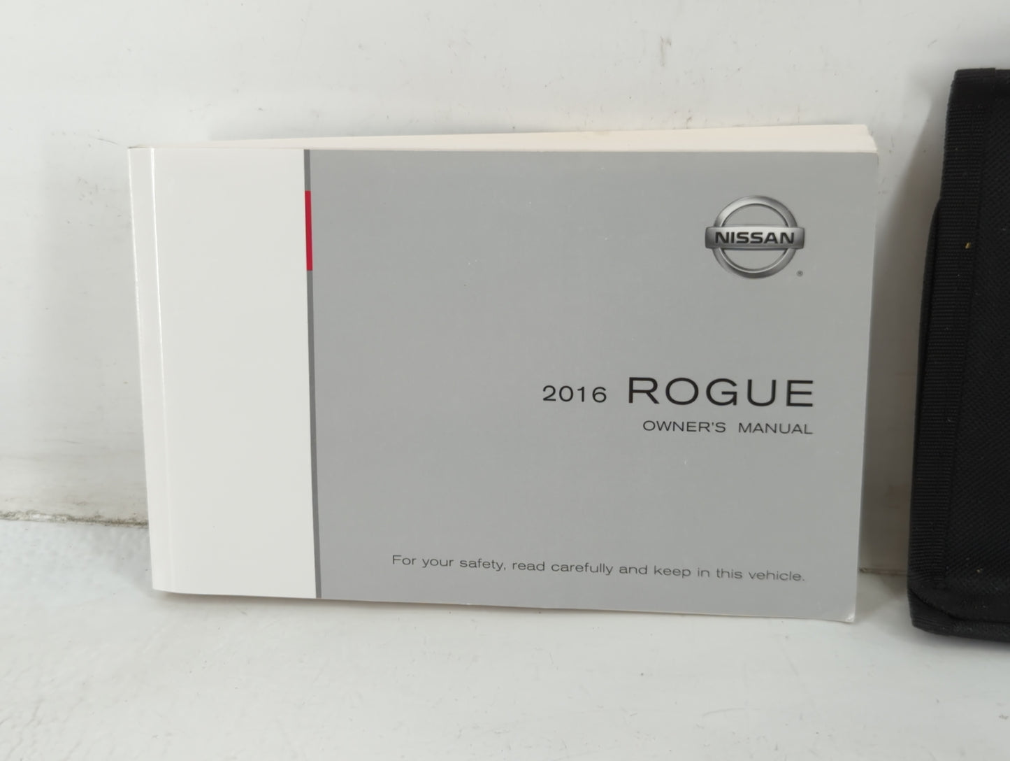 2016 Nissan Rogue Owners Manual Book Guide P/N:T00UM-JM03D OEM Used Auto Parts - Oemusedautoparts1.com