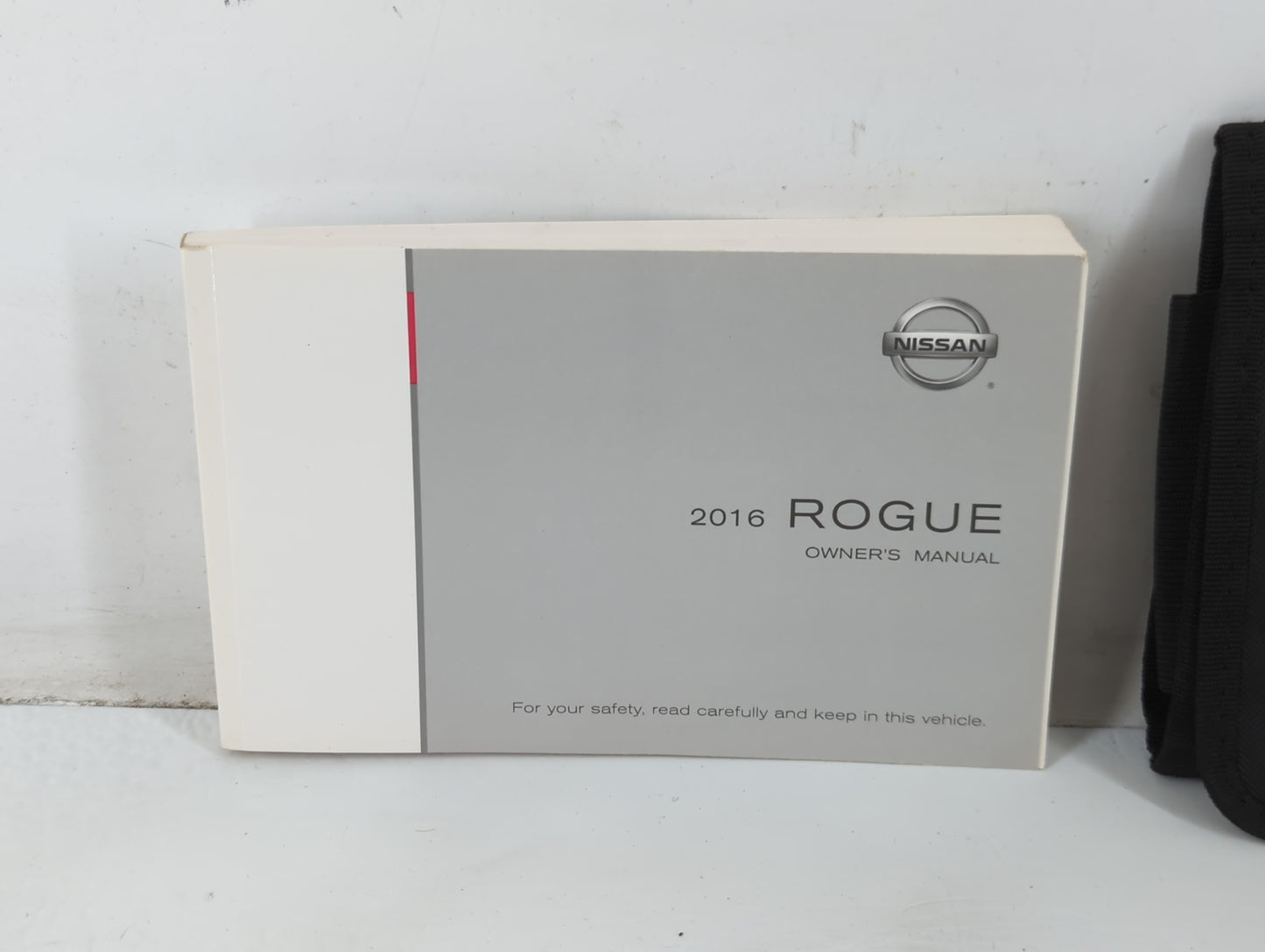 2016 Nissan Rogue Owners Manual Book Guide P/N:OM16EA 0T32U0 OEM Used Auto Parts - Oemusedautoparts1.com