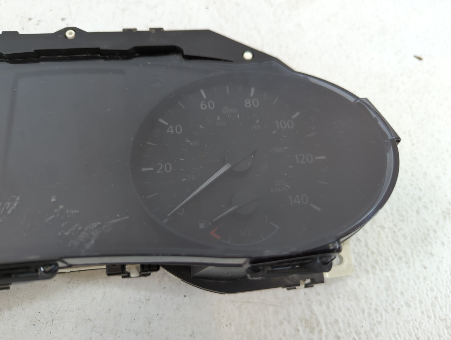 2016 Nissan Rogue Instrument Cluster Speedometer Gauges P/N:5HA8A/ZXNK Fits OEM Used Auto Parts - Oemusedautoparts1.com