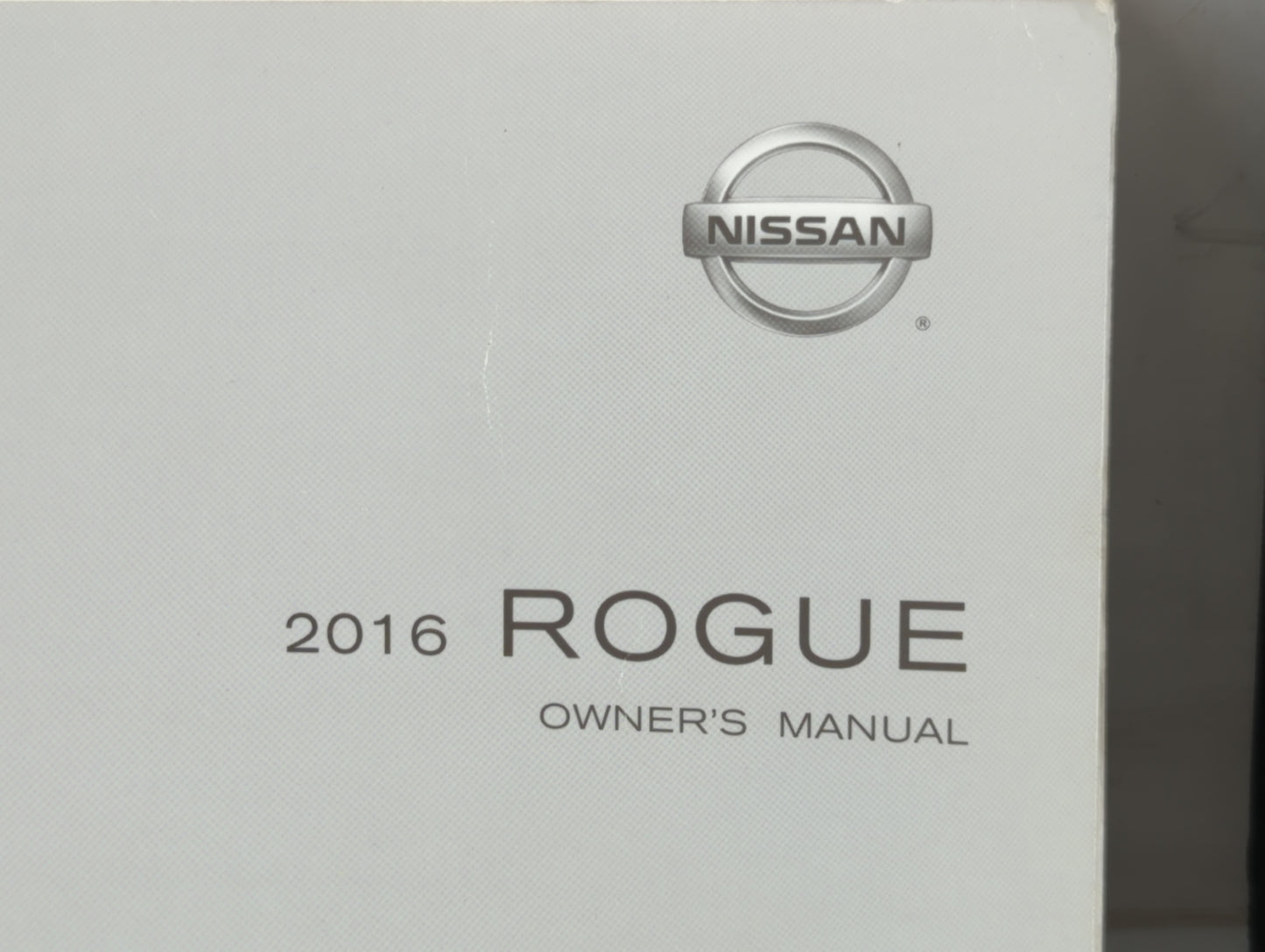 2016 Nissan Rogue Owners Manual Book Guide P/N:OM16EA 0T32U0 OEM Used Auto Parts - Oemusedautoparts1.com