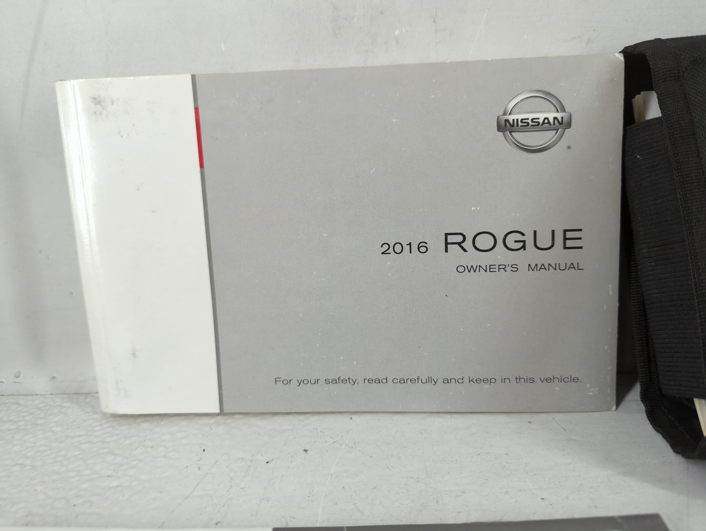 2016 Nissan Rogue Owners Manual Book Guide OEM Used Auto Parts - Oemusedautoparts1.com