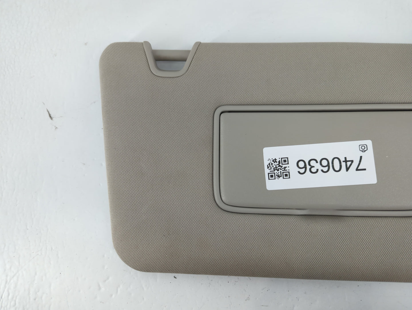 2014-2017 Nissan Rogue Sun Visor Shade Replacement Passenger Right Mirror Fits Fits 2014 2015 2016 2017 OEM Used Auto Parts 