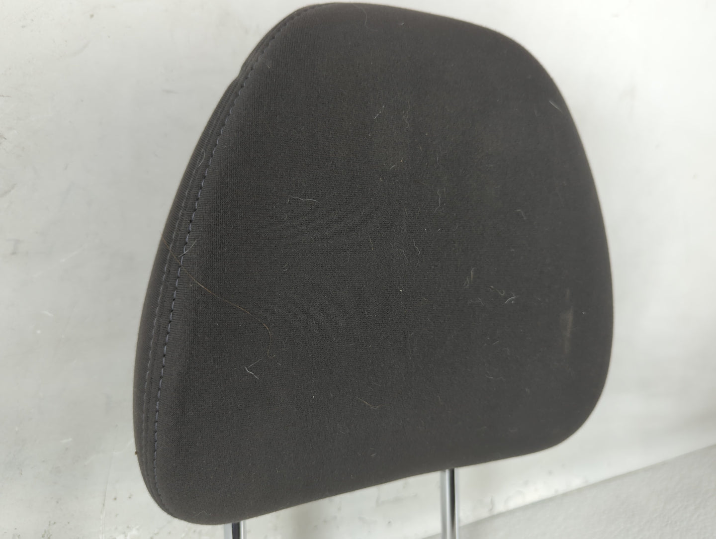 2016 Nissan Rogue Headrest Head Rest Front Driver Passenger Seat Fits OEM Used Auto Parts - Oemusedautoparts1.com