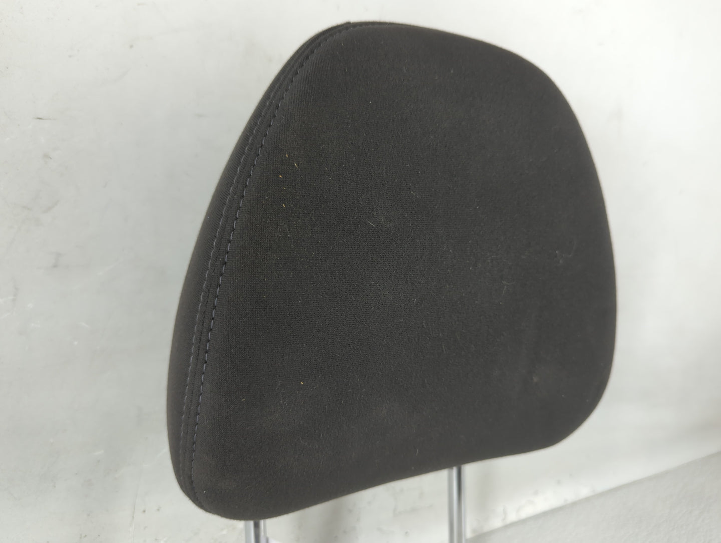 2016 Nissan Rogue Headrest Head Rest Front Driver Passenger Seat Fits OEM Used Auto Parts - Oemusedautoparts1.com