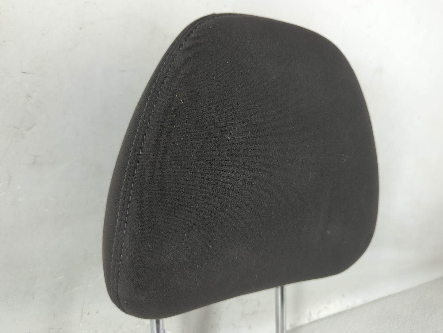 2016 Nissan Rogue Headrest Head Rest Front Driver Passenger Seat Fits OEM Used Auto Parts - Oemusedautoparts1.com