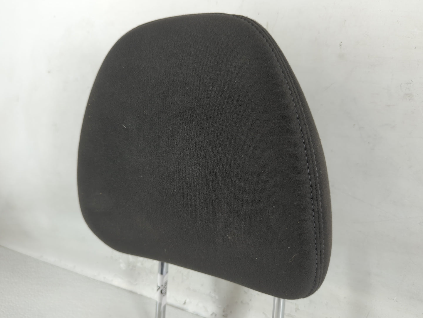 2016 Nissan Rogue Headrest Head Rest Front Driver Passenger Seat Fits OEM Used Auto Parts - Oemusedautoparts1.com