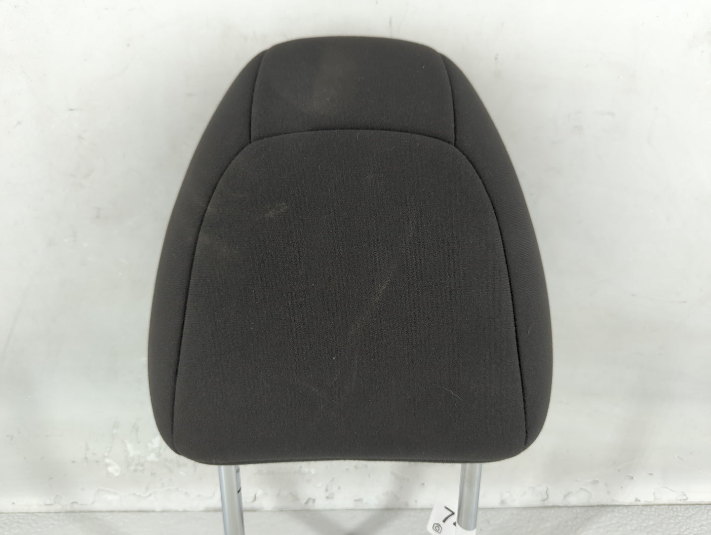 2016 Nissan Rogue Headrest Head Rest Front Driver Passenger Seat Fits OEM Used Auto Parts - Oemusedautoparts1.com