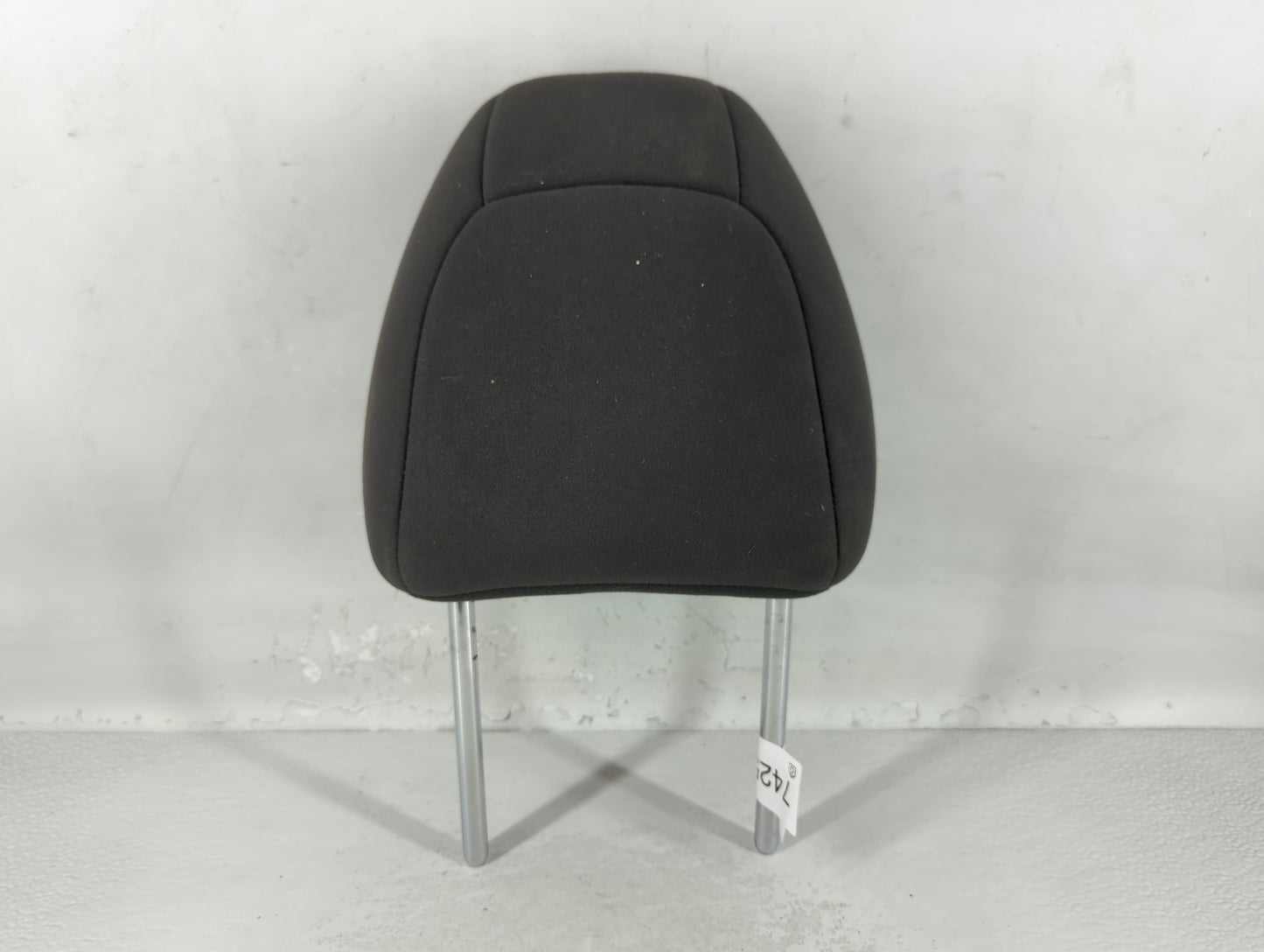 2016 Nissan Rogue Headrest Head Rest Front Driver Passenger Seat Fits OEM Used Auto Parts - Oemusedautoparts1.com