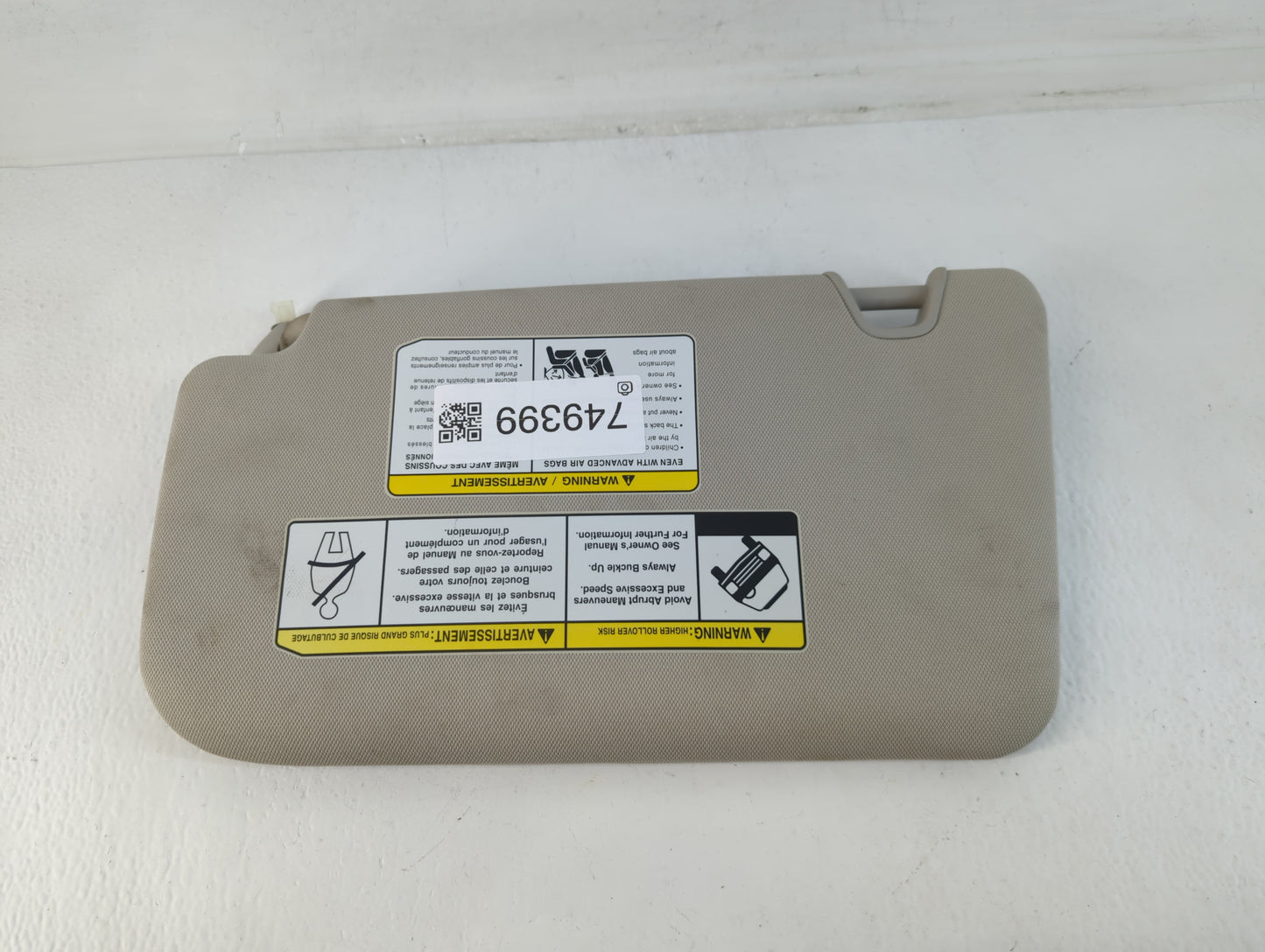 2014-2017 Nissan Rogue Sun Visor Shade Replacement Passenger Right Mirror Fits Fits 2014 2015 2016 2017 OEM Used Auto Parts 