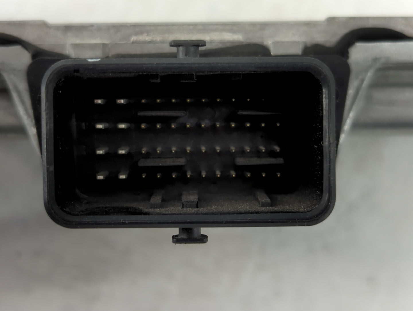 2015-2016 Nissan Rogue Body Control Module Bcm Inner Cabin Fuse Box - Oemusedautoparts1.com