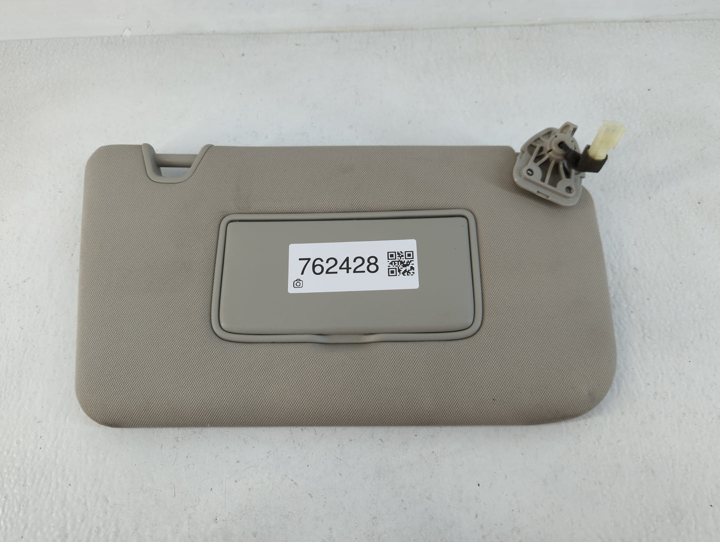 2014-2017 Nissan Rogue Sun Visor Shade Replacement Passenger Right Mirror Fits Fits 2014 2015 2016 2017 OEM Used Auto Parts 