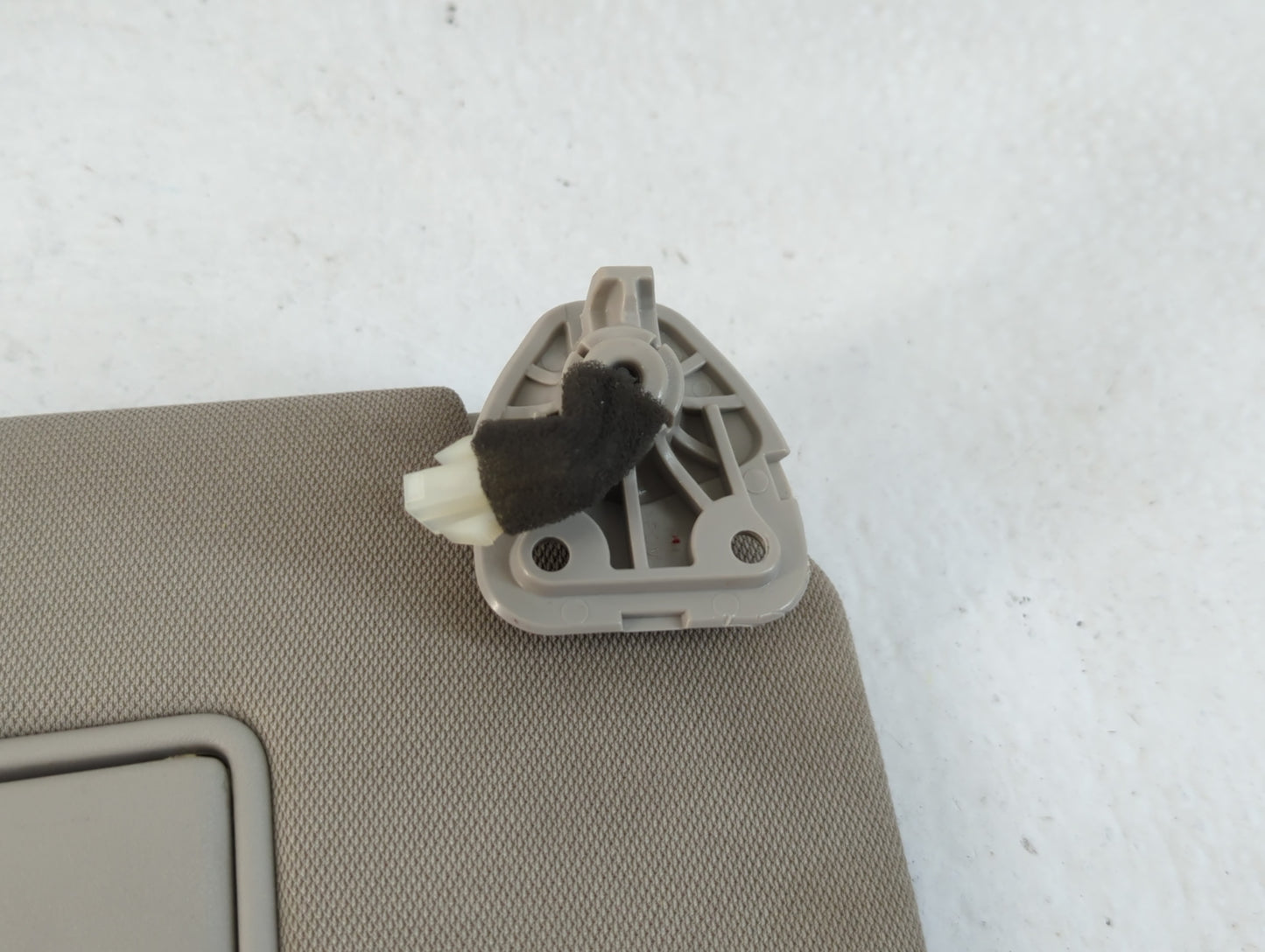 2014-2017 Nissan Rogue Sun Visor Shade Replacement Passenger Right Mirror Fits Fits 2014 2015 2016 2017 OEM Used Auto Parts 