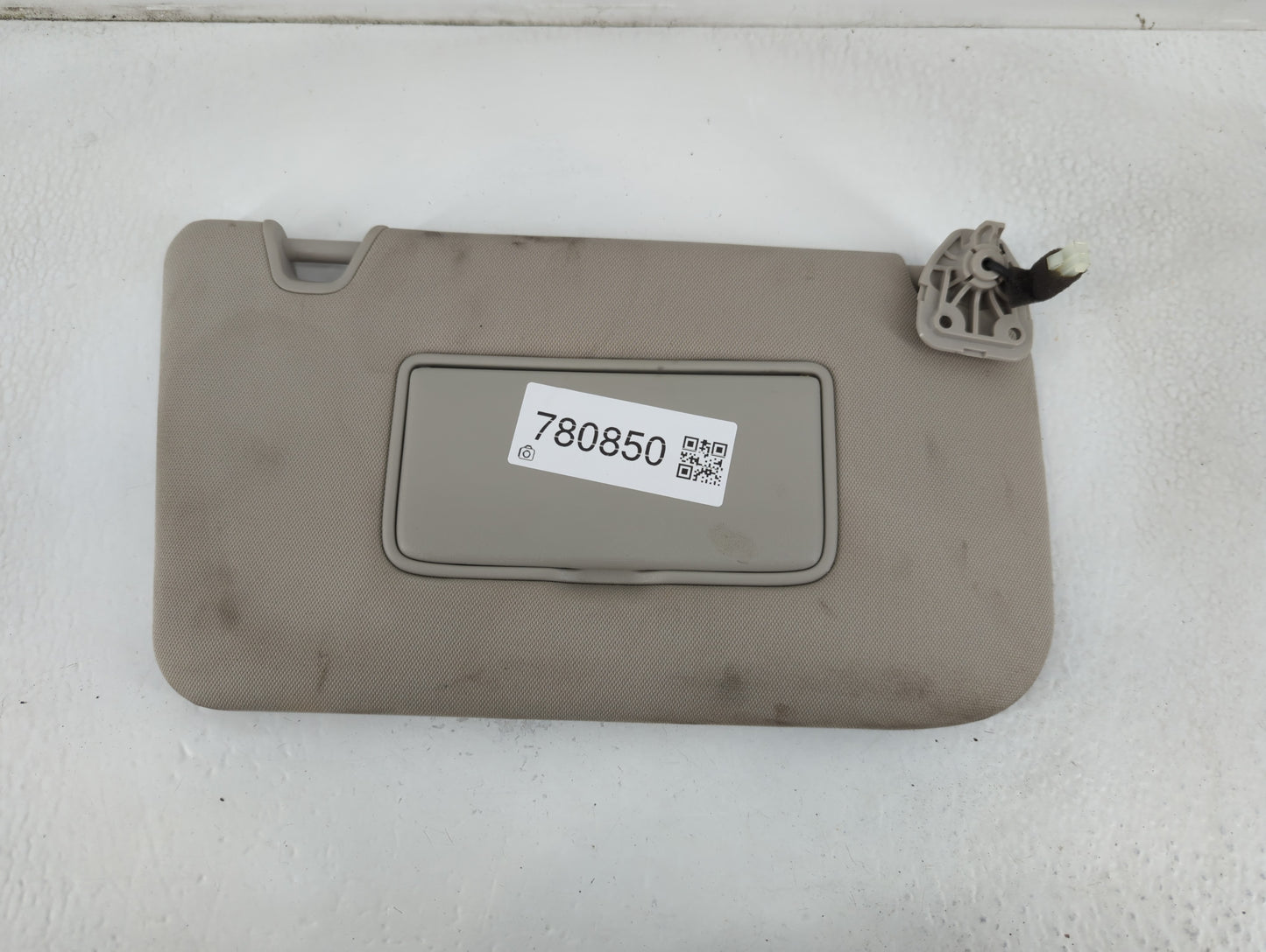 2014-2017 Nissan Rogue Sun Visor Shade Replacement Passenger Right Mirror Fits Fits 2014 2015 2016 2017 OEM Used Auto Parts 