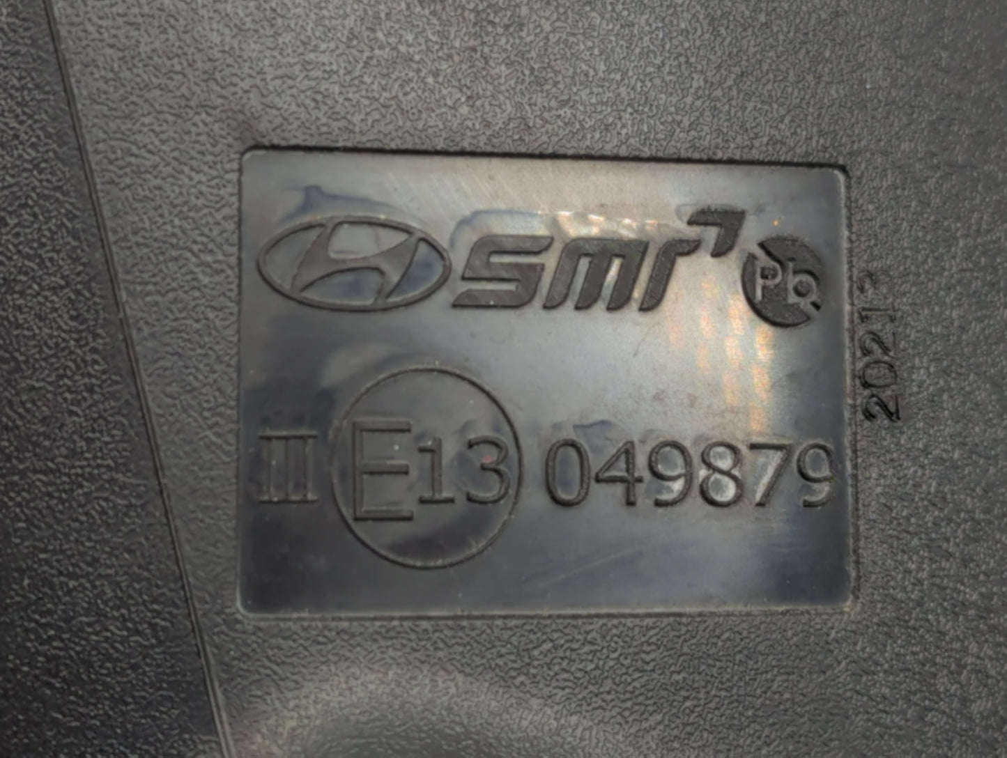 2016-2020 Nissan Rogue Driver Side View Mirror - Left Door Mirror OEM Used - Oemusedautoparts1.com