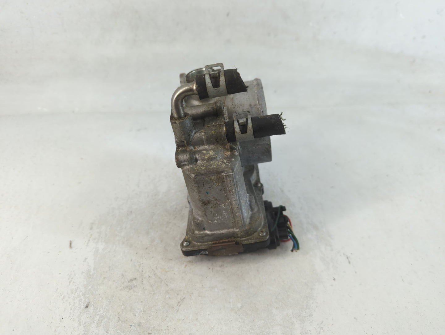 2014-2020 Nissan Rogue Throttle Body P/N:3TA60-01 A Fits Fits 2013 2014 2015 2016 2017 2018 2019 2020 OEM Used Auto Parts - 