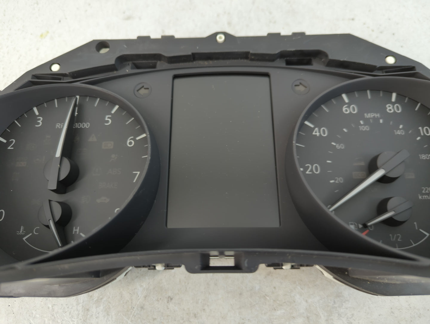 2016 Nissan Rogue Instrument Cluster Speedometer Gauges P/N:974P 5HA8A Fits OEM Used Auto Parts - Oemusedautoparts1.com