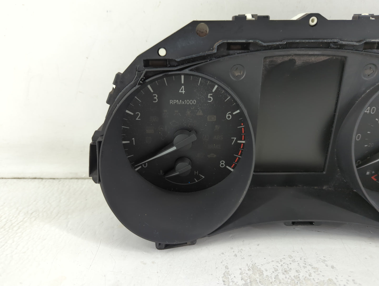 2016 Nissan Rogue Instrument Cluster Speedometer Gauges P/N:5HA8A/UNX8 Fits OEM Used Auto Parts - Oemusedautoparts1.com