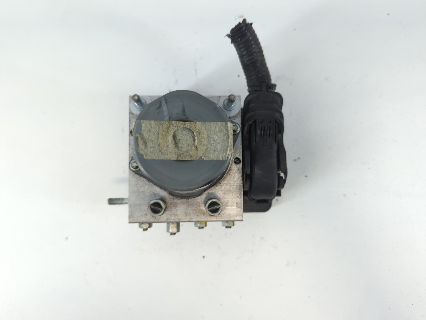 2016 Nissan Rogue ABS Pump Control Module Replacement P/N:47660 9TB0A Fits OEM Used Auto Parts - Oemusedautoparts1.com