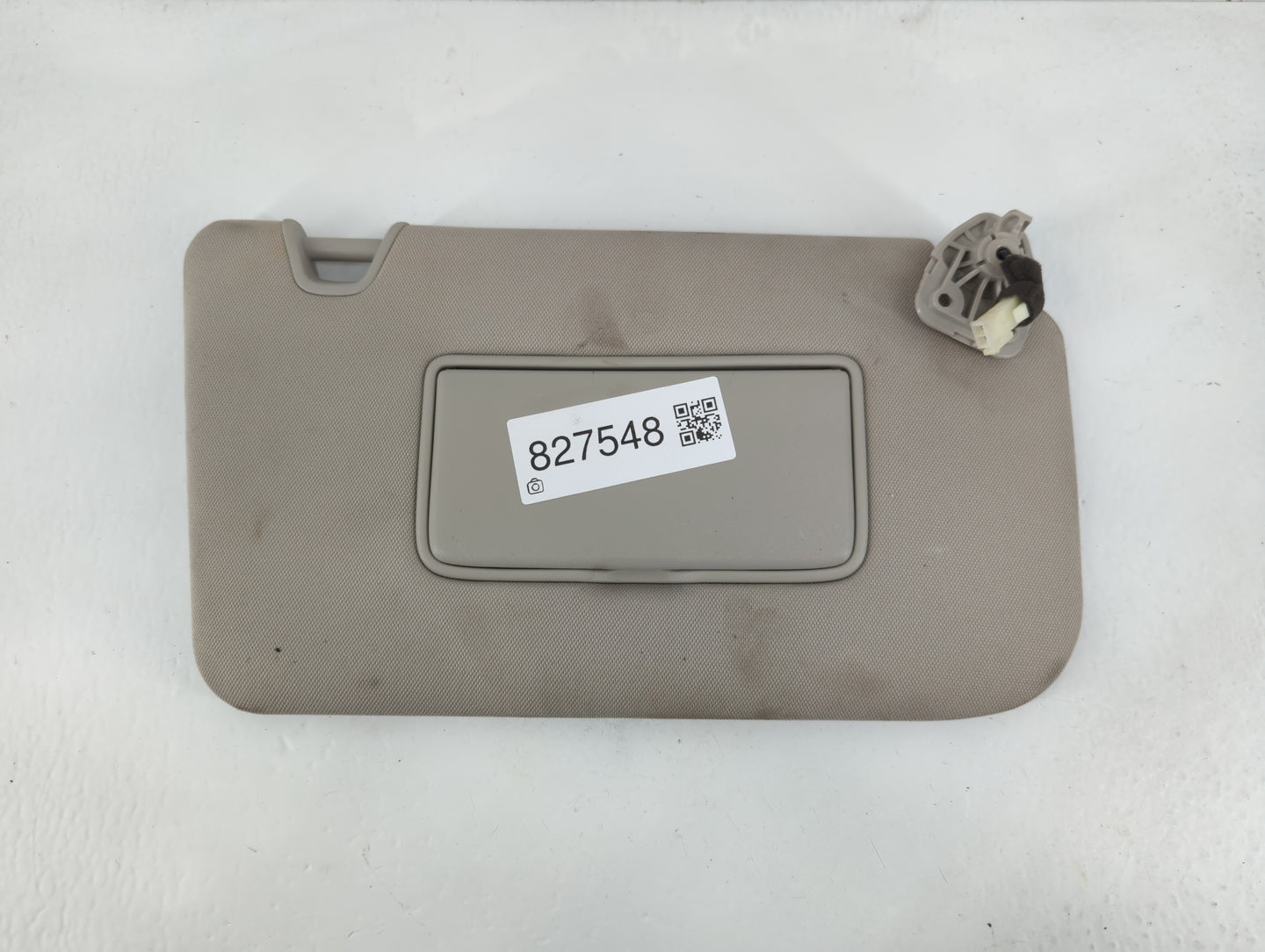 2014-2017 Nissan Rogue Sun Visor Shade Replacement Passenger Right Mirror Fits Fits 2014 2015 2016 2017 OEM Used Auto Parts 