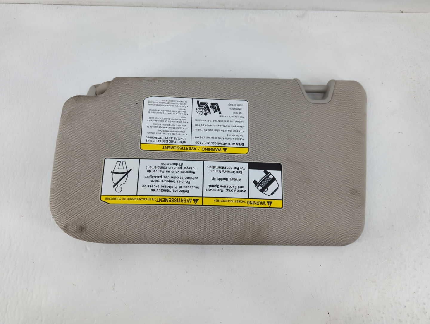 2014-2017 Nissan Rogue Sun Visor Shade Replacement Passenger Right Mirror Fits Fits 2014 2015 2016 2017 OEM Used Auto Parts 