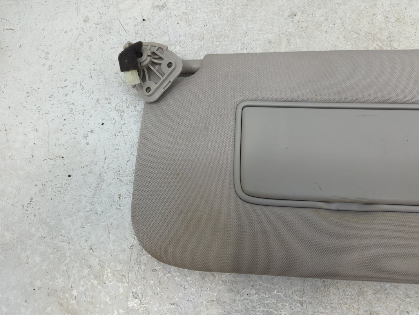 2014-2017 Nissan Rogue Sun Visor Shade Replacement Driver Left Mirror Fits Fits 2014 2015 2016 2017 OEM Used Auto Parts - Oe