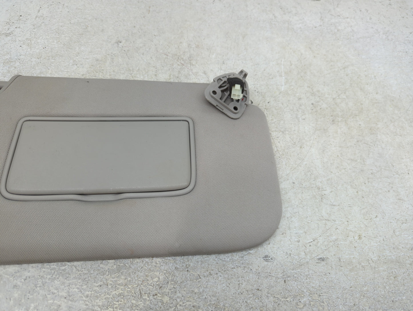 2014-2017 Nissan Rogue Sun Visor Shade Replacement Passenger Right Mirror Fits Fits 2014 2015 2016 2017 OEM Used Auto Parts 