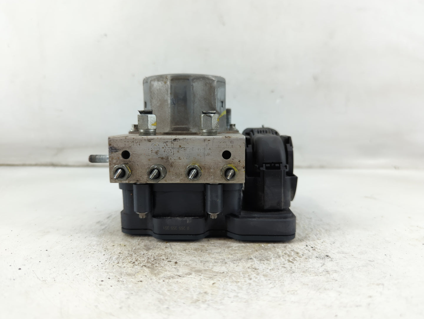 2016 Nissan Rogue ABS Pump Control Module Replacement P/N:47660 9TB0A 269 620 Fits OEM Used Auto Parts - Oemusedautoparts1.c