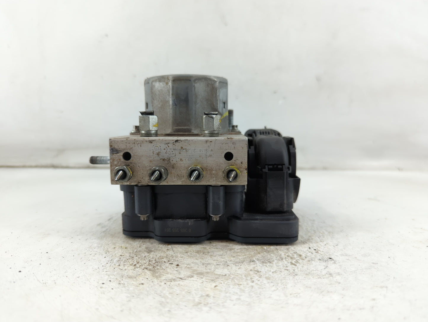 2016 Nissan Rogue ABS Pump Control Module Replacement P/N:47660 9TB0A 269 620 Fits OEM Used Auto Parts - Oemusedautoparts1.c