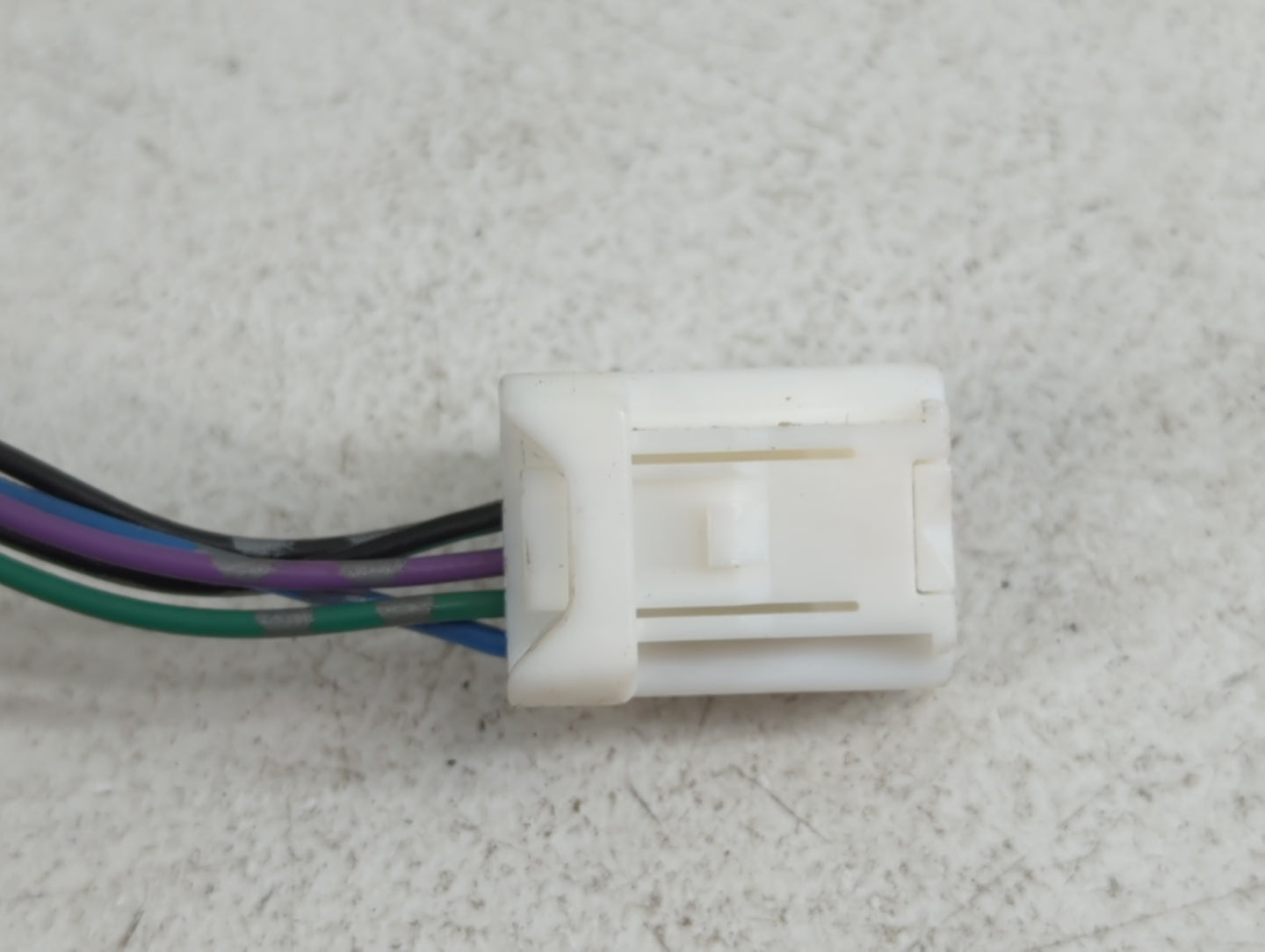 2016-2019 Nissan Sentra Passenger Side View Mirror - Right Door Mirror OEM Used - Oemusedautoparts1.com