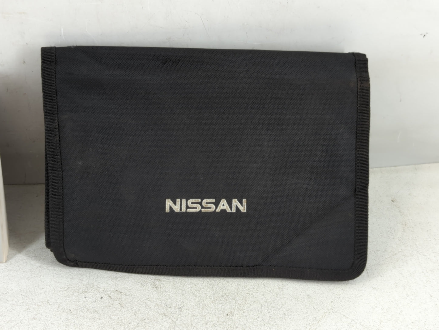 2016 Nissan Sentra Owners Manual Book Guide P/N:OM16EA 0B17U1 OEM Used Auto Parts - Oemusedautoparts1.com