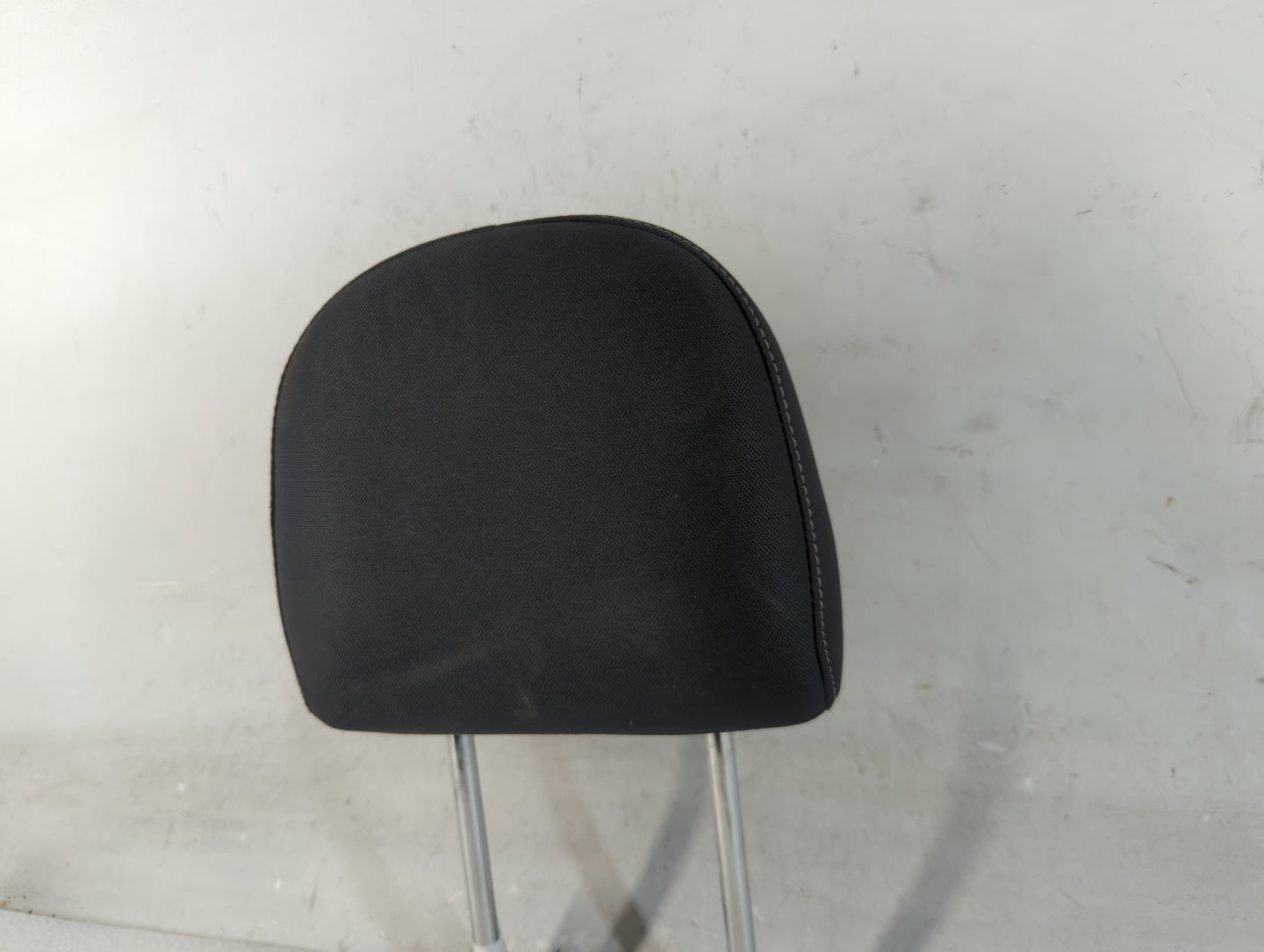 2016-2019 Nissan Sentra Headrest Head Rest Front Driver Passenger Seat Fits Fits 2016 2017 2018 2019 OEM Used Auto Parts - O
