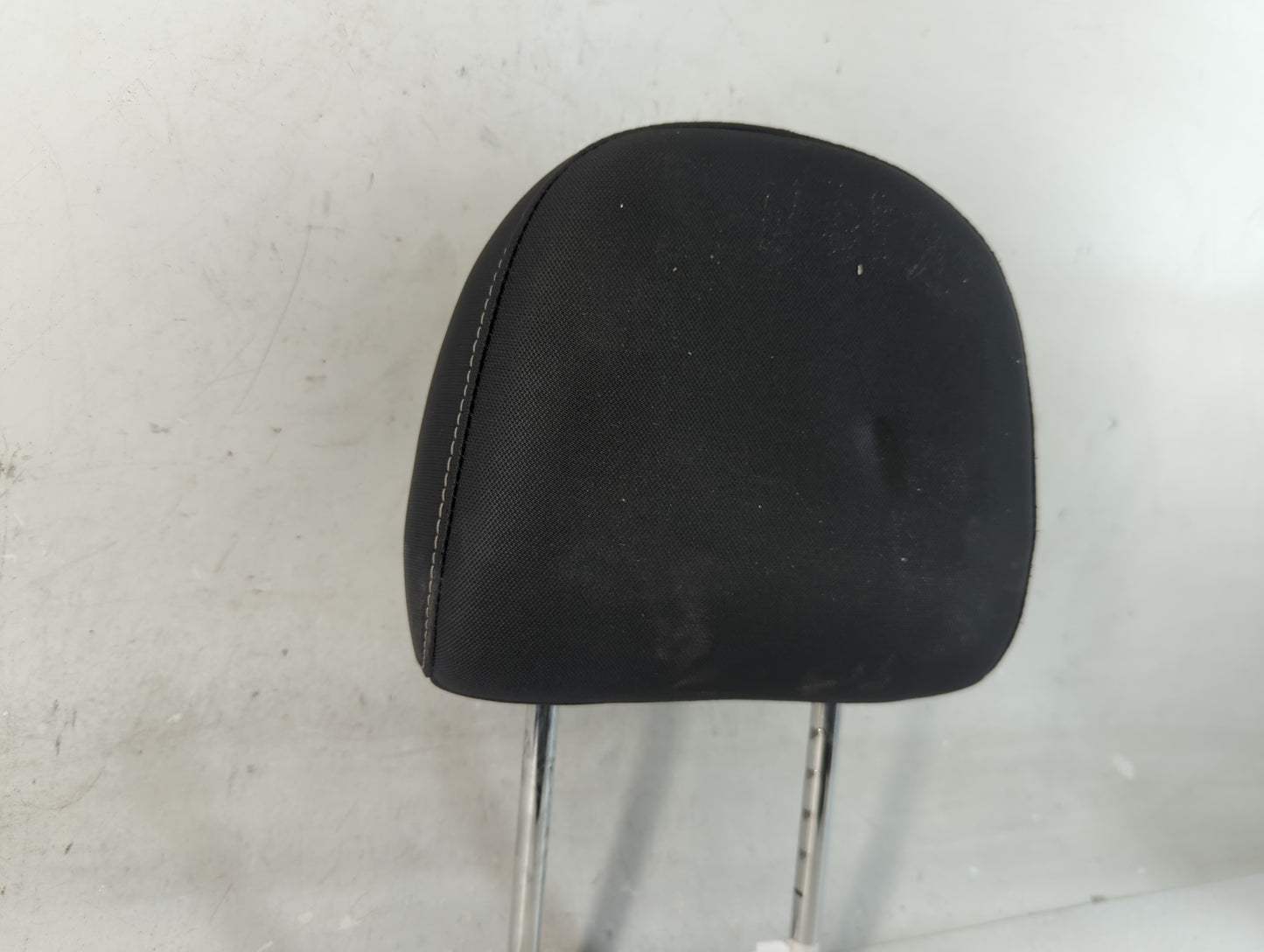 2016-2017 Nissan Sentra Headrest Head Rest Front Driver Passenger Seat Fits Fits 2016 2017 OEM Used Auto Parts - Oemusedauto