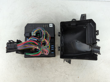 2013-2019 Nissan Sentra Fusebox Fuse Box Panel Relay Module P/N:284B7 3RA1A Fits Fits 2013 2014 2015 2016 2017 2018 2019 OEM Used Auto Parts