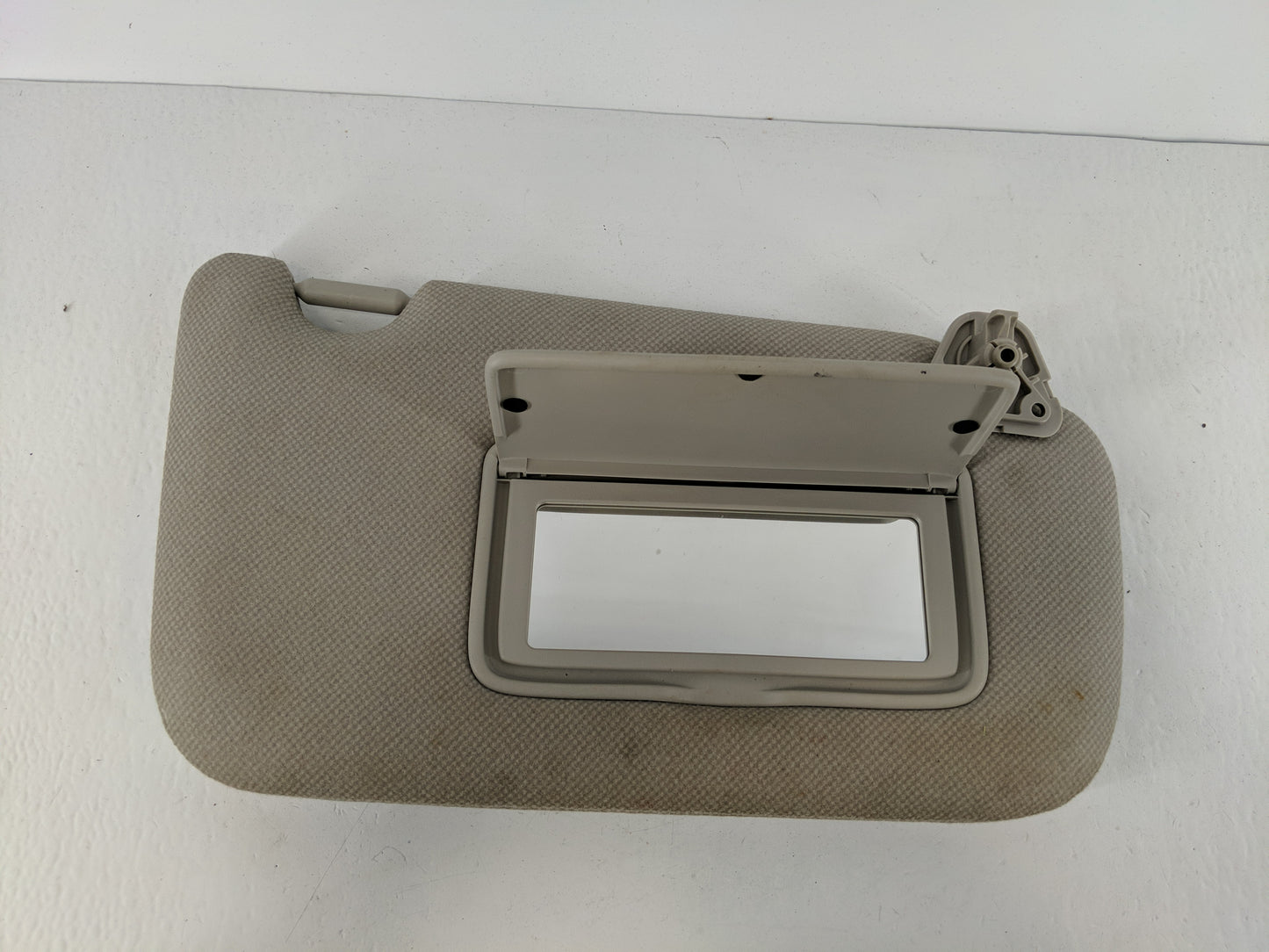2013-2019 Nissan Sentra Sun Visor Shade Replacement Passenger Right Mirror Fits Fits 2012 2013 2014 2015 2016 2017 2018 2019
