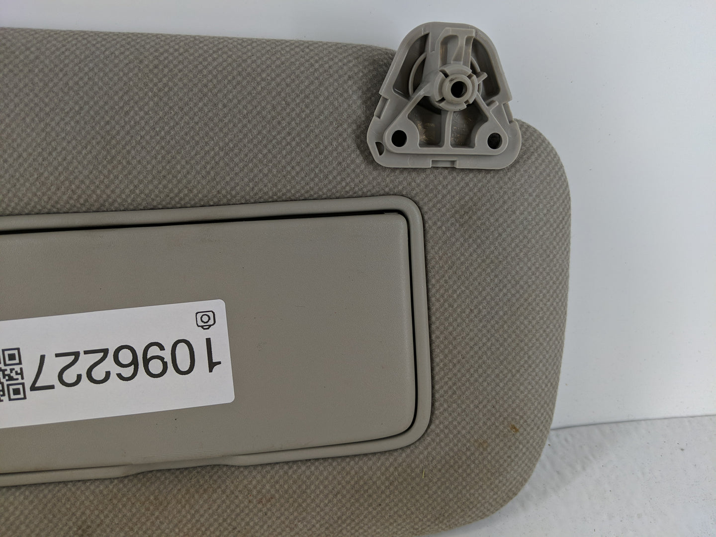 2013-2019 Nissan Sentra Sun Visor Shade Replacement Passenger Right Mirror Fits Fits 2012 2013 2014 2015 2016 2017 2018 2019