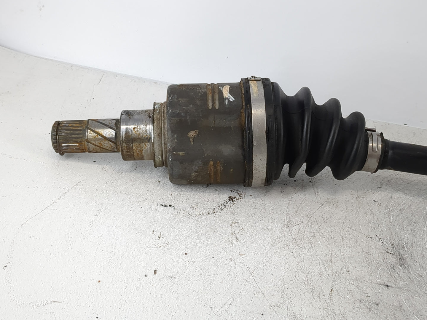 2013-2019 Nissan Sentra Axle Shaft Front Driver Cv C/v - Oemusedautoparts1.com