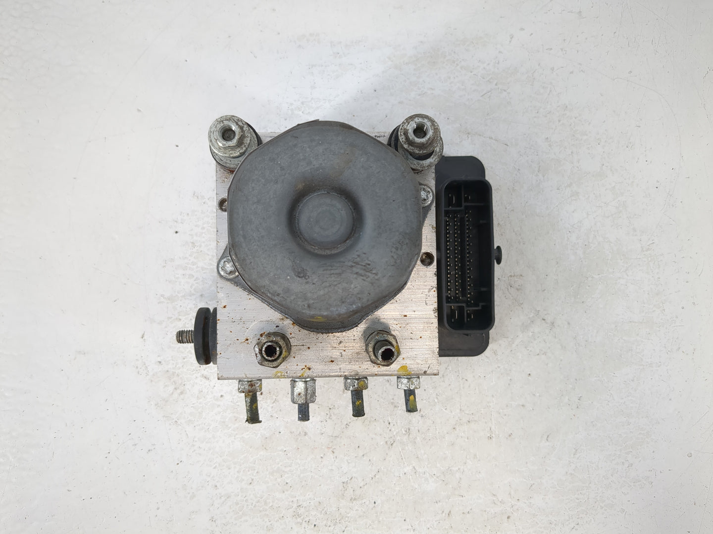 2013-2019 Nissan Sentra Throttle Body P/N:47660 4FU0C Fits Fits 2013 2014 2015 2016 2017 2018 2019 OEM Used Auto Parts - Oem