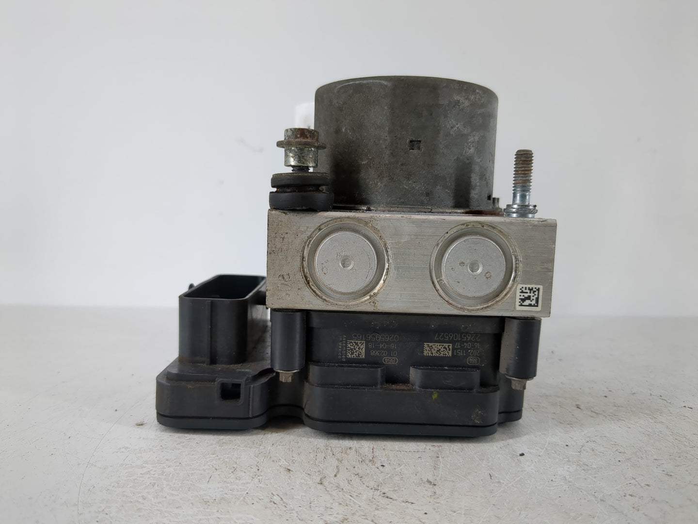 2016-2019 Nissan Sentra ABS Pump Control Module Replacement P/N:47660 4FU0C Fits Fits 2016 2017 2018 2019 OEM Used Auto Part